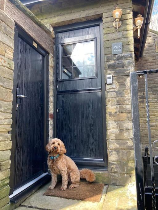 Unique Victorian Stable Conversion Halifax Esterno foto