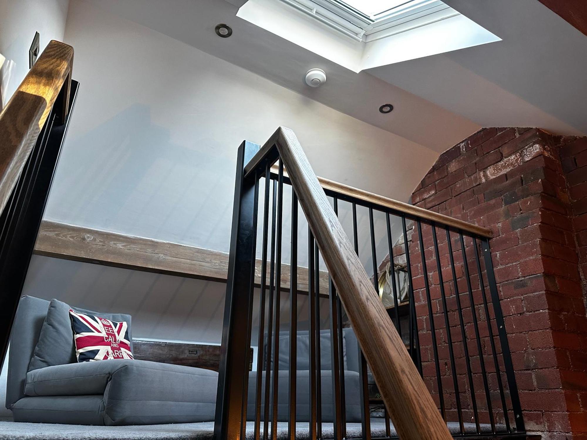 Unique Victorian Stable Conversion Halifax Esterno foto