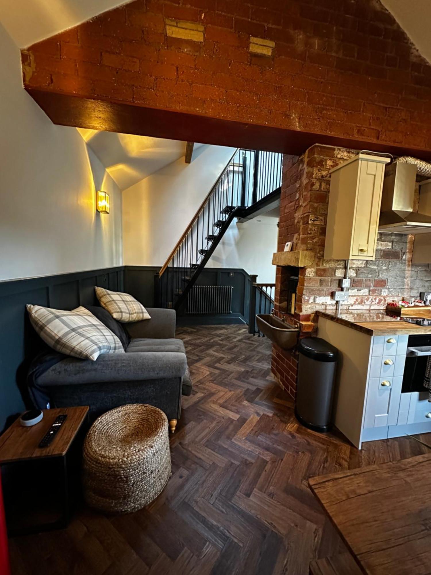 Unique Victorian Stable Conversion Halifax Esterno foto