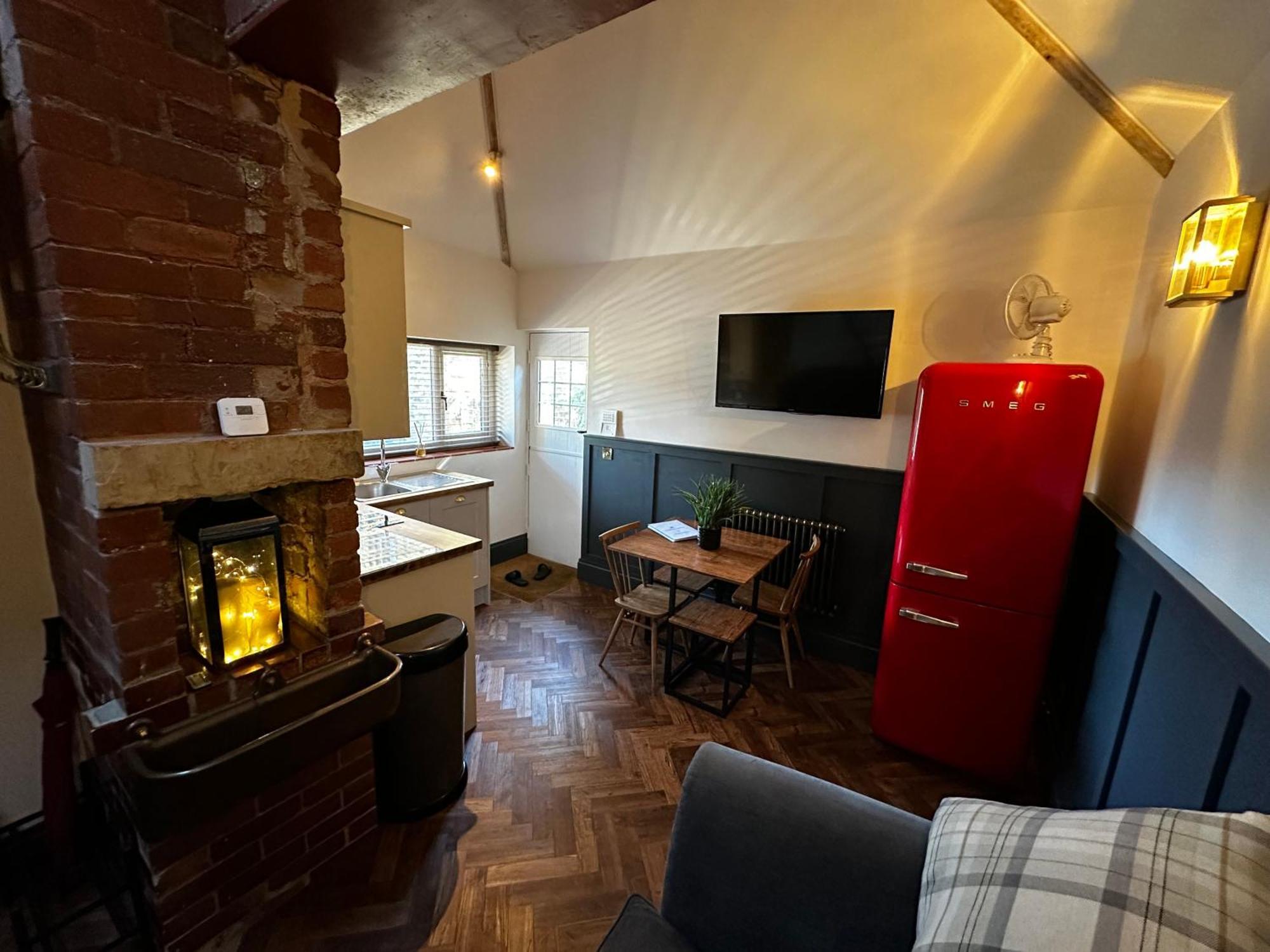 Unique Victorian Stable Conversion Halifax Esterno foto